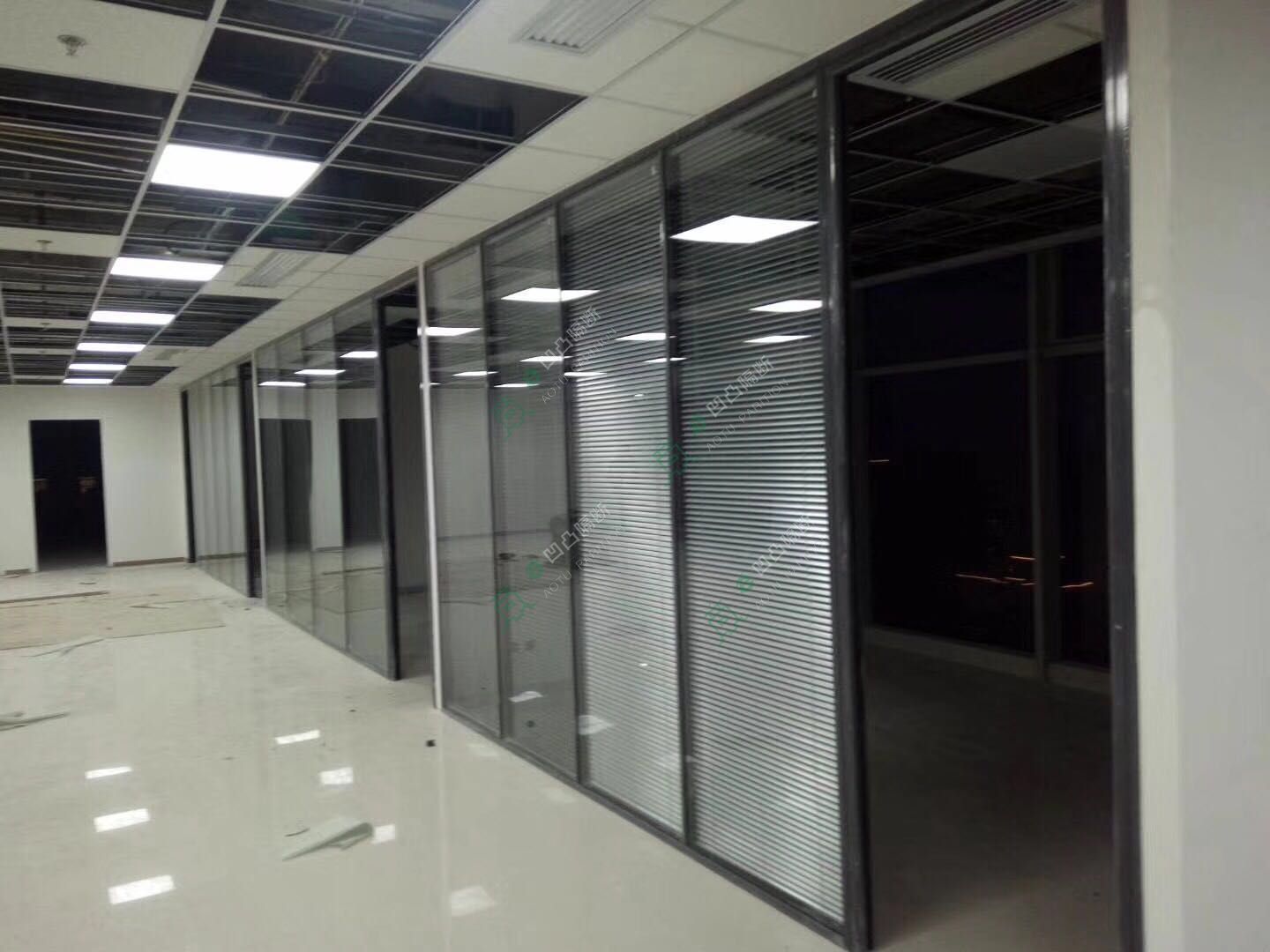 本地玻璃隔墻_玻璃隔斷廠(chǎng)家_[承接]安慶市七街辦公室玻璃隔斷工程